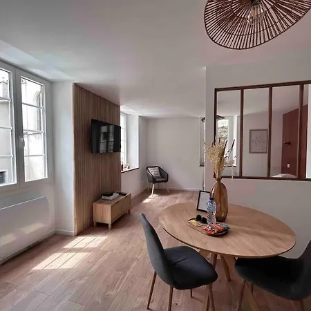 Au Coeur De Valence Apartman *