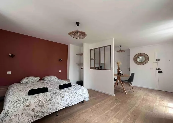 Au Coeur De Valence Apartman